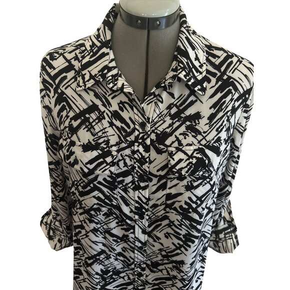 Black & White Abstract Print Button-Up Shirt With Roll-Tab Sleeves Large - Picture 2 of 6